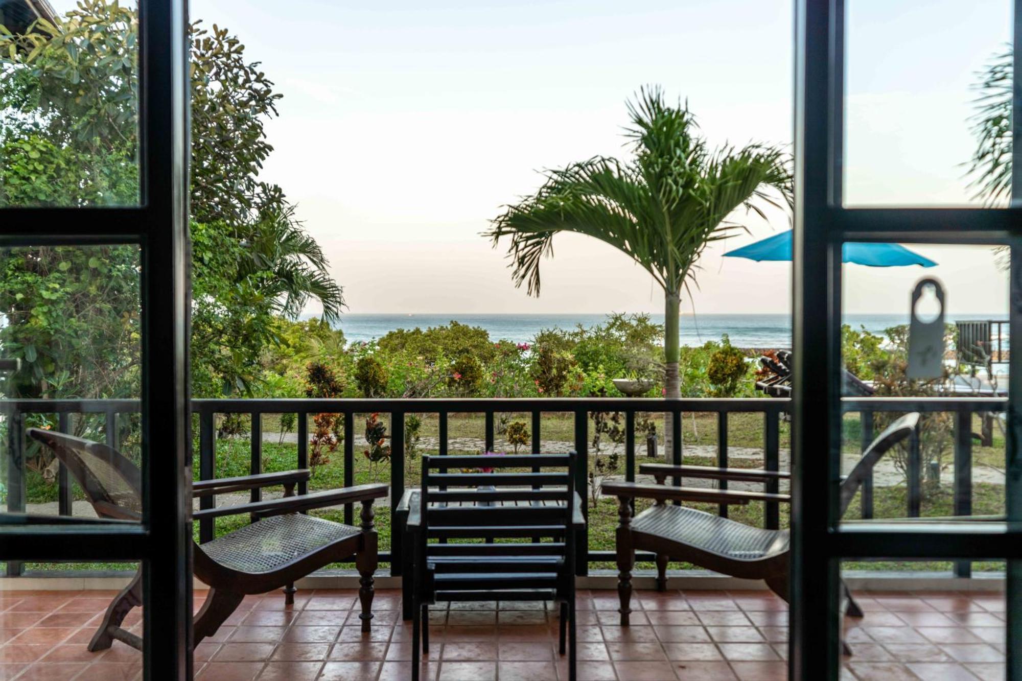 Ananthaya Beach Tangalle Ngoại thất bức ảnh