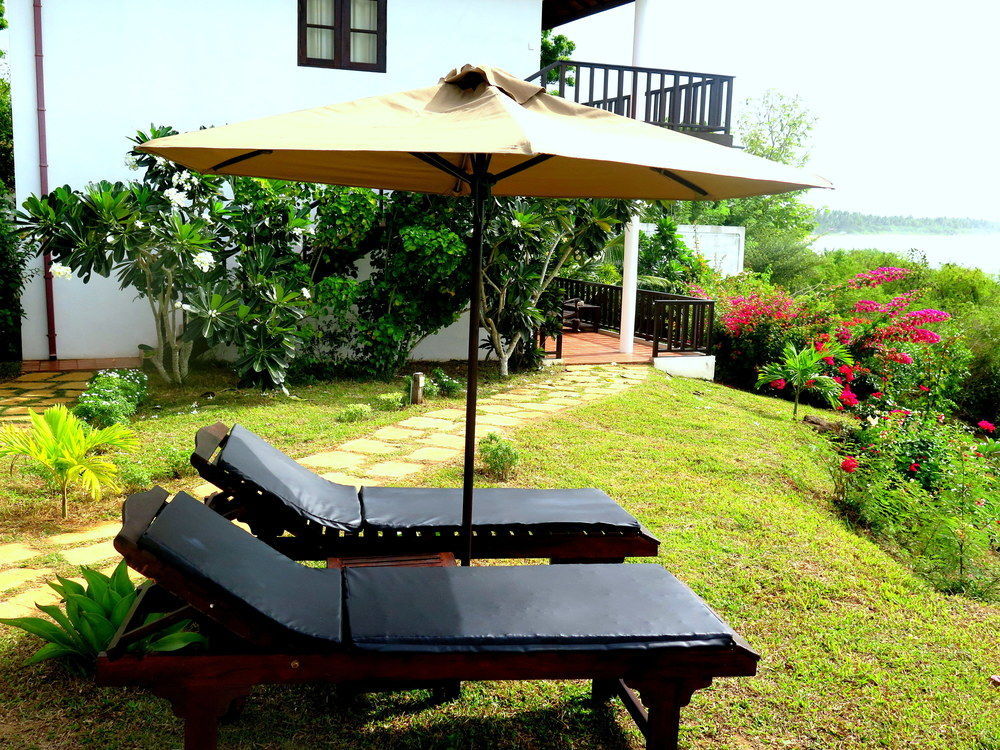 Ananthaya Beach Tangalle Ngoại thất bức ảnh