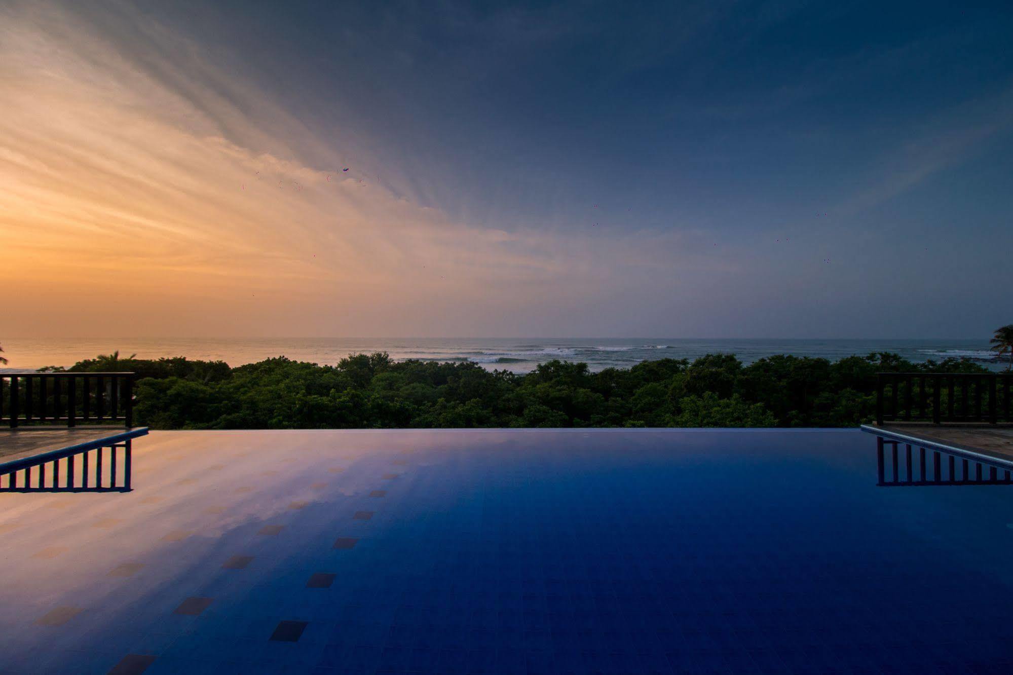 Ananthaya Beach Tangalle Ngoại thất bức ảnh