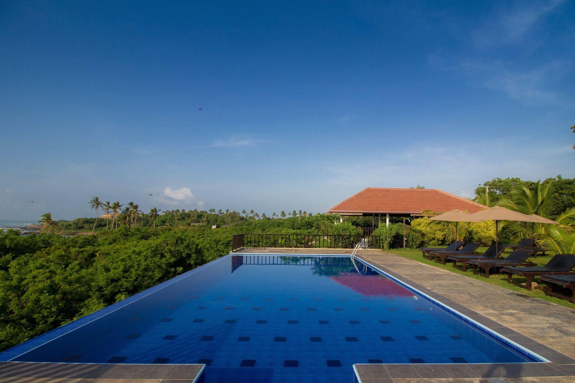 Ananthaya Beach Tangalle Ngoại thất bức ảnh